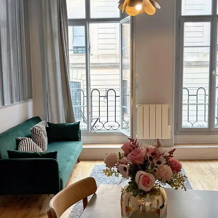 Le Pinky Bird - 1er